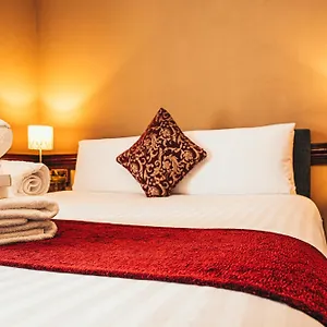 Hotel Russell Court